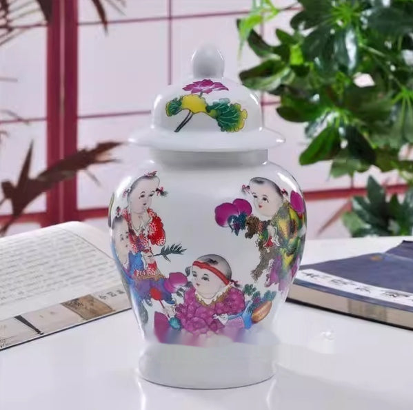 Chinese Style Decorative Porcelain Vase Set